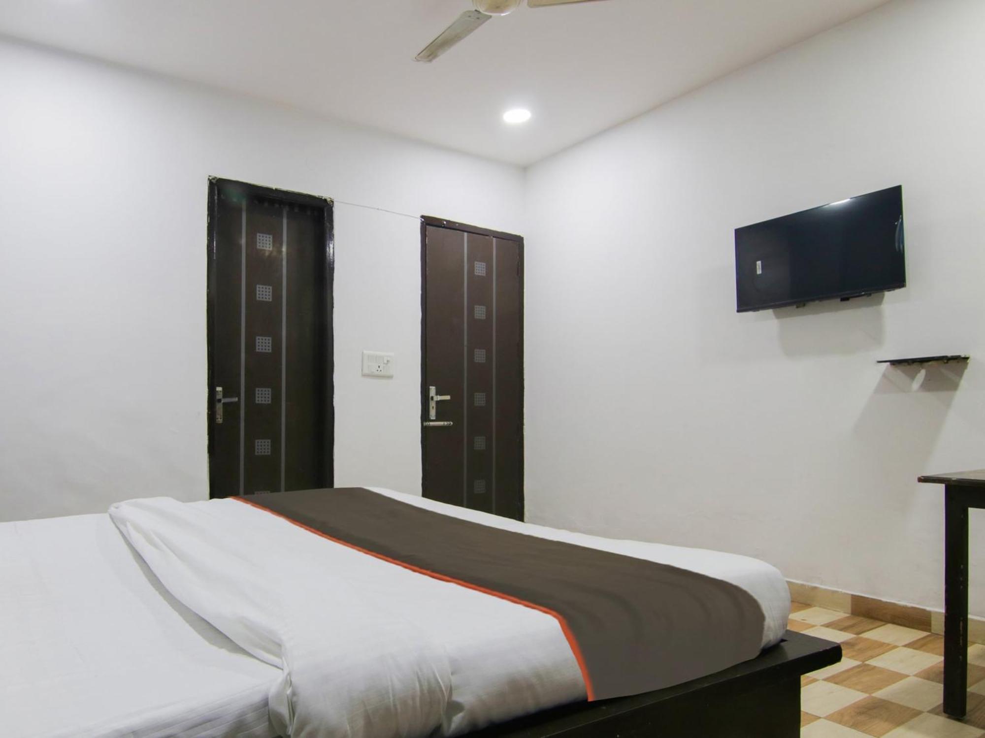 O Orchid Hotel New Delhi