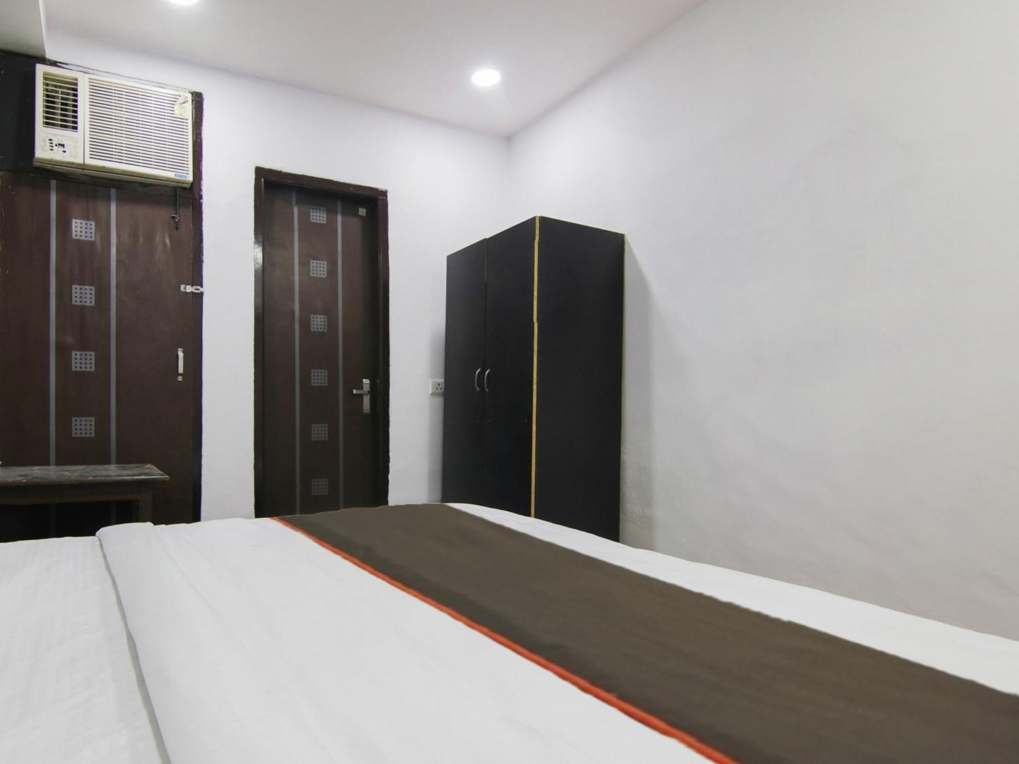 O Orchid Hotel New Delhi